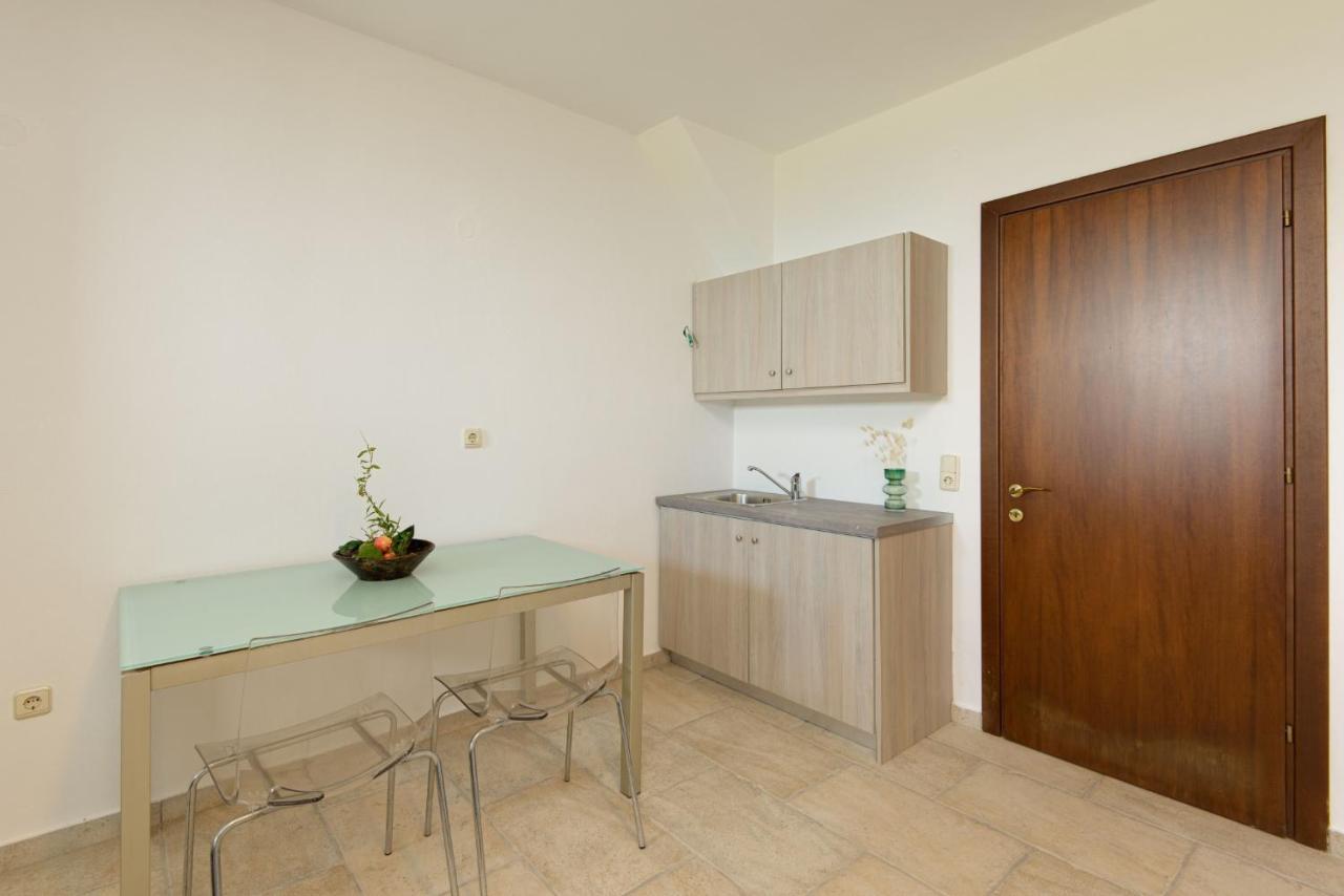 Seagrove, Beachfront Villa In Possidi #Feelslikehome Skála Foúrkas Exterior foto