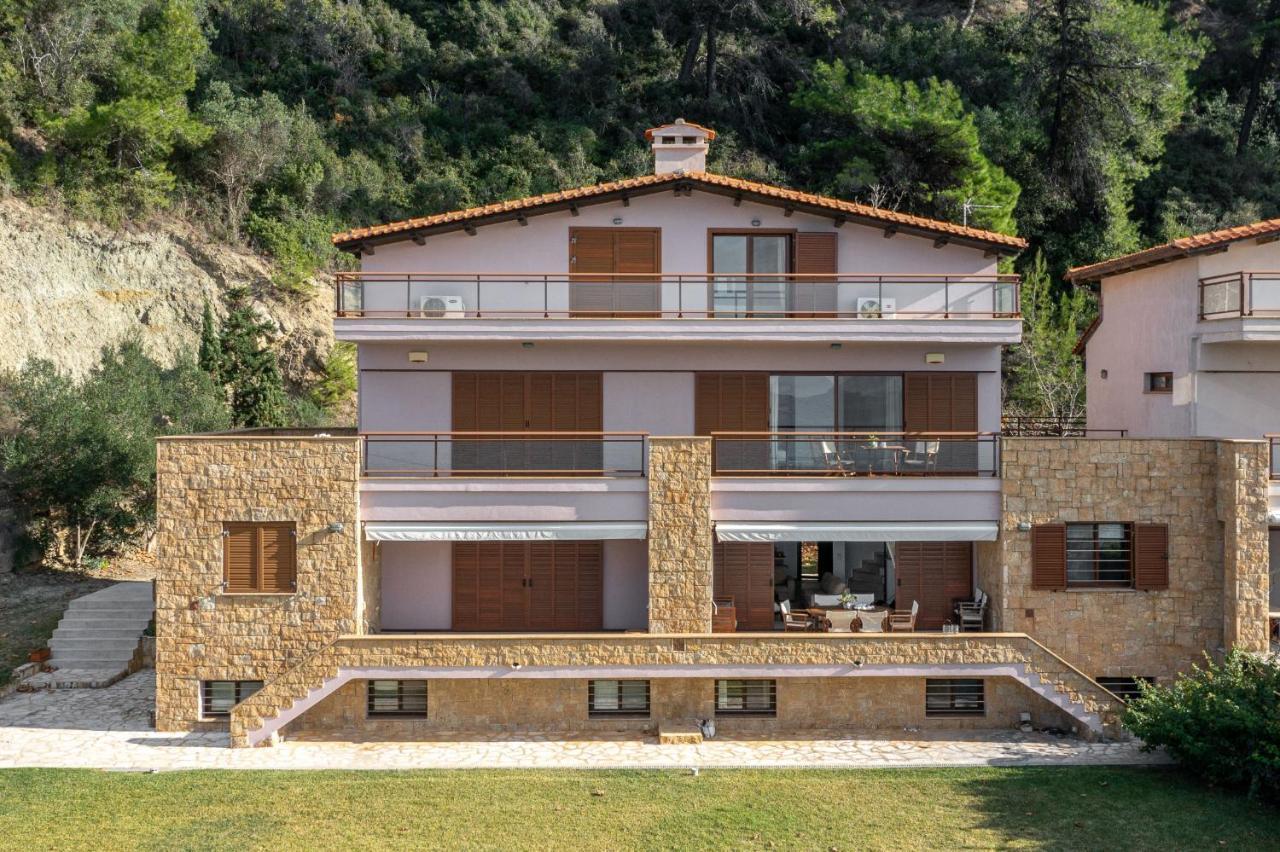 Seagrove, Beachfront Villa In Possidi #Feelslikehome Skála Foúrkas Exterior foto